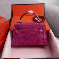 $92.00 USD Hermes AAA Quality Handbags For Women #1401411