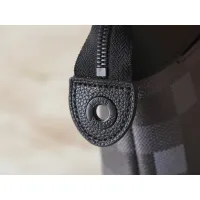 $45.00 USD Louis Vuitton LV Toilet Pouches #1402842