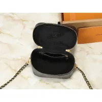 $56.00 USD Louis Vuitton Messenger Bags For Women #1402873
