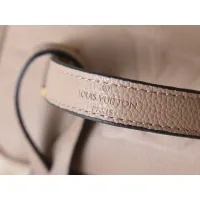 $56.00 USD Louis Vuitton Messenger Bags For Women #1402875