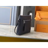 $48.00 USD Louis Vuitton LV Daily Pouches For Men #1402888