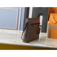 $48.00 USD Louis Vuitton LV Daily Pouches For Men #1402902
