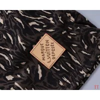$72.00 USD Louis Vuitton LV Tracksuits Short Sleeved For Men #1404053