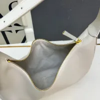 $88.00 USD Celine AAA Quality Shoulder Bags For Women #1404156