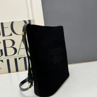 $88.00 USD Celine AAA Quality Shoulder Bags For Women #1404164