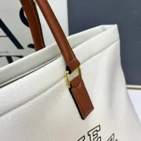 $96.00 USD Celine AAA Quality Handbags For Women #1404197