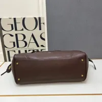 $102.00 USD Celine AAA Quality Handbags For Women #1404688