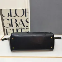 $102.00 USD Celine AAA Quality Handbags For Women #1404689