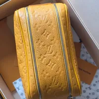 $140.00 USD Louis Vuitton AAA Quality Cosmetic Pouches #1404792