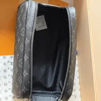 $102.00 USD Louis Vuitton AAA Quality Cosmetic Pouches #1404794