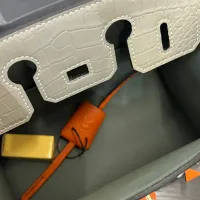 $108.00 USD Hermes AAA Quality Handbags For Women #1405196