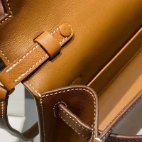 $88.00 USD Hermes AAA Quality Messenger Bags For Women #1405363