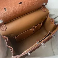 $115.00 USD Hermes AAA Quality Messenger Bags For Women #1405366