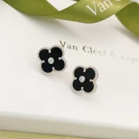 $25.00 USD Van Cleef & Arpels Earrings For Women #1406172