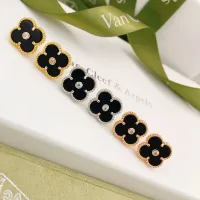$25.00 USD Van Cleef & Arpels Earrings For Women #1406175