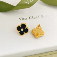 $25.00 USD Van Cleef & Arpels Earrings For Women #1406176
