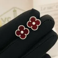 $25.00 USD Van Cleef & Arpels Earrings For Women #1406180
