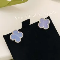 $25.00 USD Van Cleef & Arpels Earrings For Women #1406288