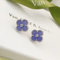 $25.00 USD Van Cleef & Arpels Earrings For Women #1406290