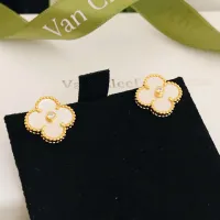 $25.00 USD Van Cleef & Arpels Earrings For Women #1406295