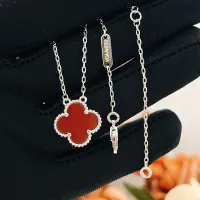 $25.00 USD Van Cleef & Arpels Necklaces For Women #1406549