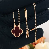 $25.00 USD Van Cleef & Arpels Necklaces For Women #1406550