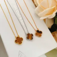 $25.00 USD Van Cleef & Arpels Necklaces For Women #1406556