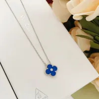$25.00 USD Van Cleef & Arpels Necklaces For Women #1406563