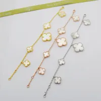 $32.00 USD Van Cleef & Arpels Bracelets For Women #1406597