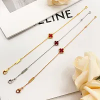 $25.00 USD Van Cleef & Arpels Bracelets For Women #1406626