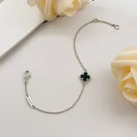 $25.00 USD Van Cleef & Arpels Bracelets For Women #1406629