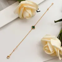 $25.00 USD Van Cleef & Arpels Bracelets For Women #1406630