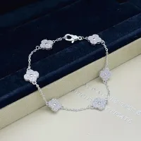 $34.00 USD Van Cleef & Arpels Bracelets For Women #1406658
