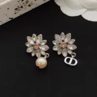 $27.00 USD Christian Dior Earrings For Women #1406718