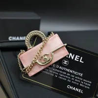 $36.00 USD Chanel Brooches For Women #1407174
