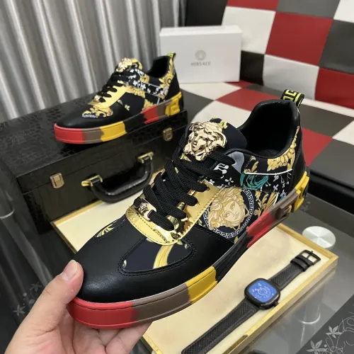 Versace Casual Shoes For Men #1408419
