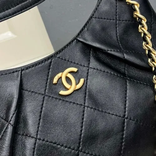Replica Chanel AAA Quality Shoulder Bags For Women #1411307 $96.00 USD for Wholesale