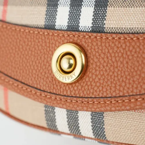 Replica Burberry AAA Quality Messenger Bags For Women #1411398 $98.00 USD for Wholesale