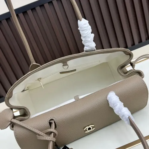 Replica Chanel AAA Quality Handbags For Women #1411688 $108.00 USD for Wholesale