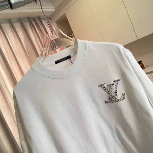 Replica Louis Vuitton LV T-Shirts Short Sleeved For Unisex #1411800 $48.00 USD for Wholesale