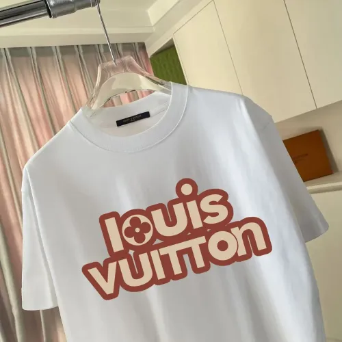Replica Louis Vuitton LV T-Shirts Short Sleeved For Unisex #1411867 $42.00 USD for Wholesale