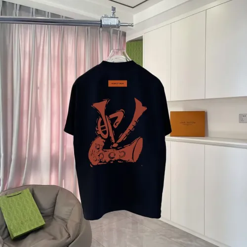 Replica Louis Vuitton LV T-Shirts Short Sleeved For Unisex #1411868 $42.00 USD for Wholesale