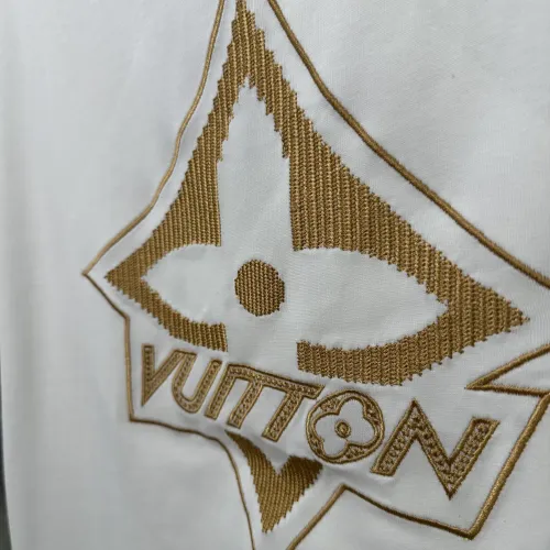 Replica Louis Vuitton LV T-Shirts Short Sleeved For Unisex #1412134 $42.00 USD for Wholesale