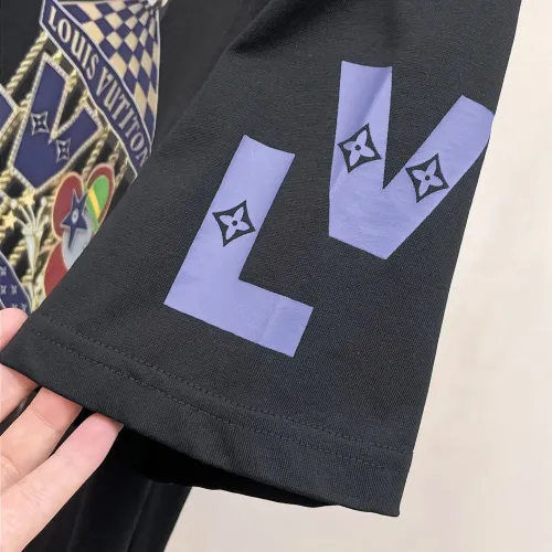 Replica Louis Vuitton LV T-Shirts Short Sleeved For Men #1412947 $68.00 USD for Wholesale