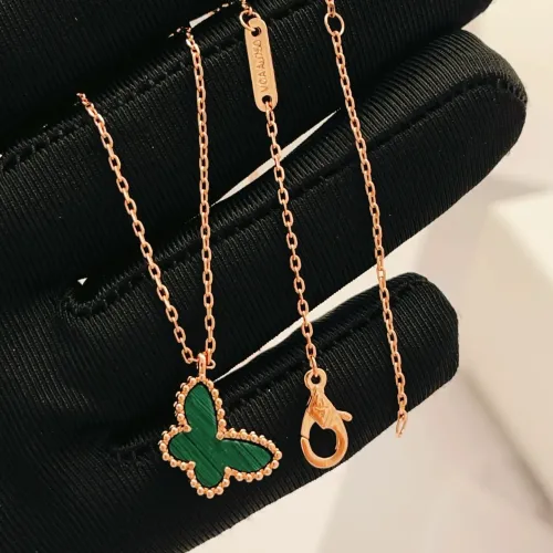 Replica Van Cleef & Arpels Necklaces For Women #1413246 $32.00 USD for Wholesale