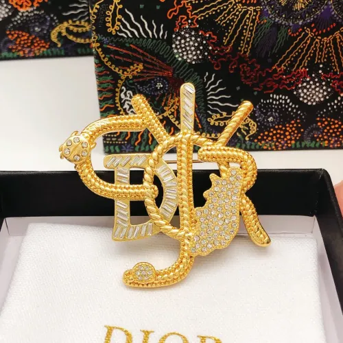 Replica Christian Dior Brooches For Women #1413384 $25.00 USD for Wholesale