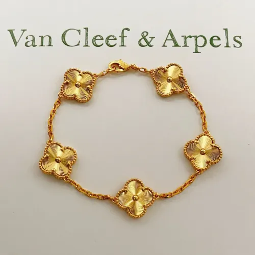 Van Cleef &amp; Arpels Bracelets For Women #1413745 $34.00 USD, Wholesale Replica Van Cleef &amp; Arpels Bracelets