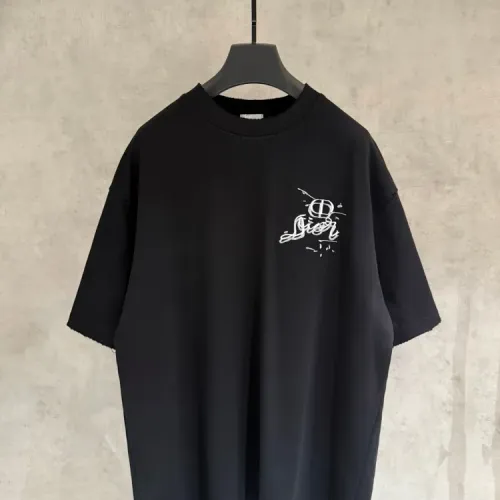 Christian Dior T-Shirts Short Sleeved For Unisex #1413862 $48.00 USD, Wholesale Replica Christian Dior T-Shirts