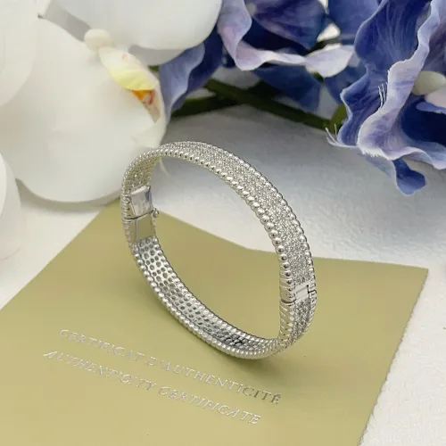 Replica Van Cleef & Arpels Bracelets #1414293 $32.00 USD for Wholesale