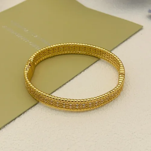 Replica Van Cleef & Arpels Bracelets #1414295 $32.00 USD for Wholesale